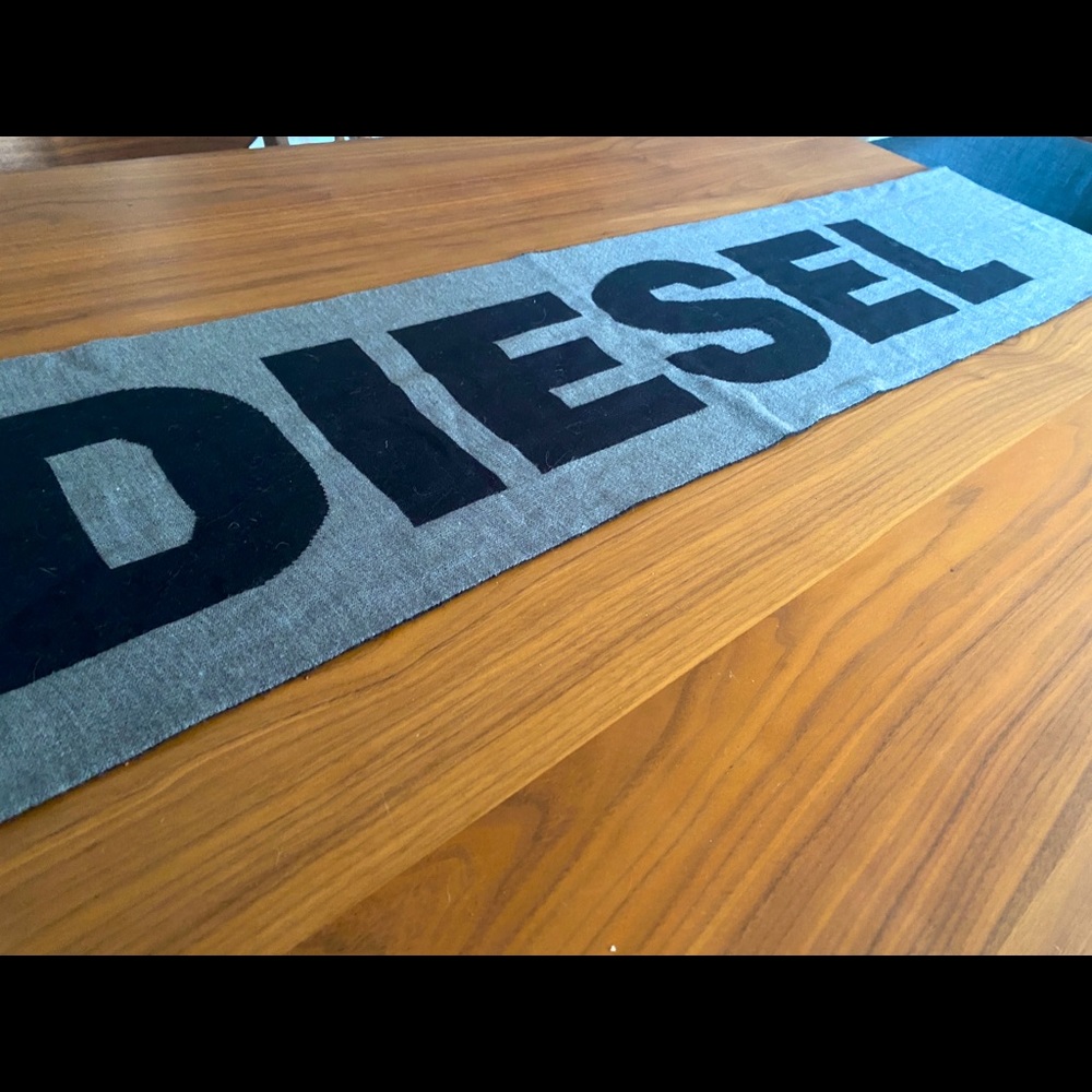 DIESEL Reversible Logo Scarf